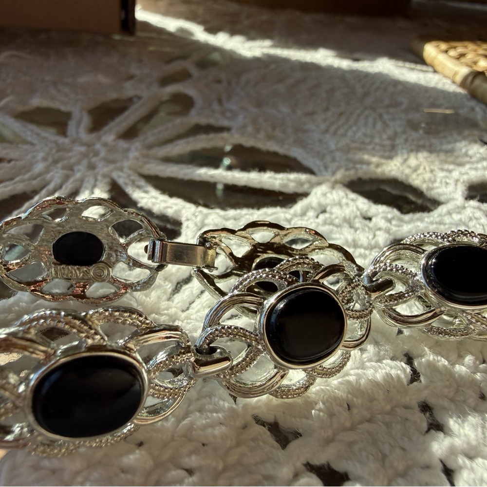 Sarah Coventry Black and Silver Bracelet